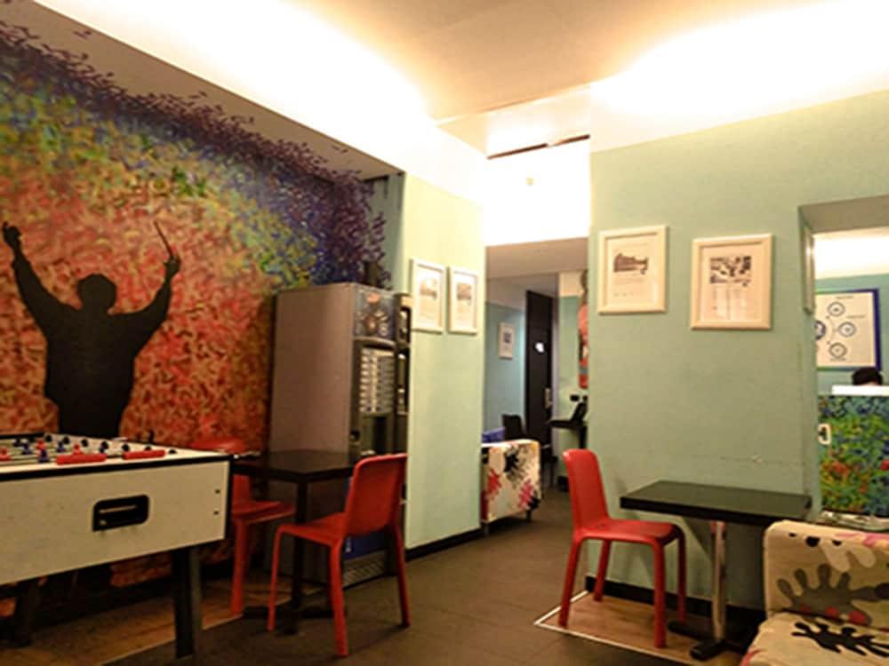 M&J Place Hostel Rome Buitenkant foto