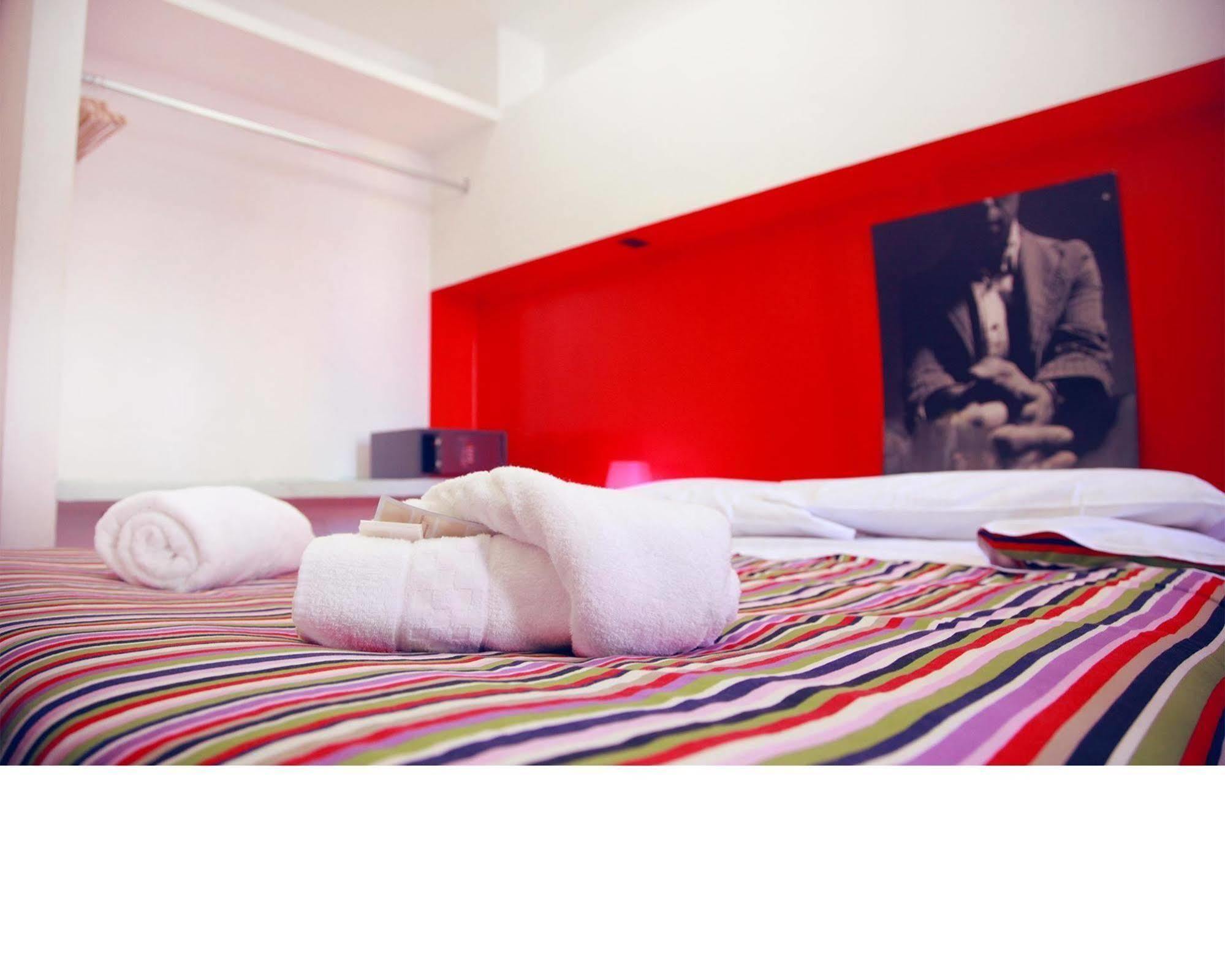 M&J Place Hostel Rome Buitenkant foto